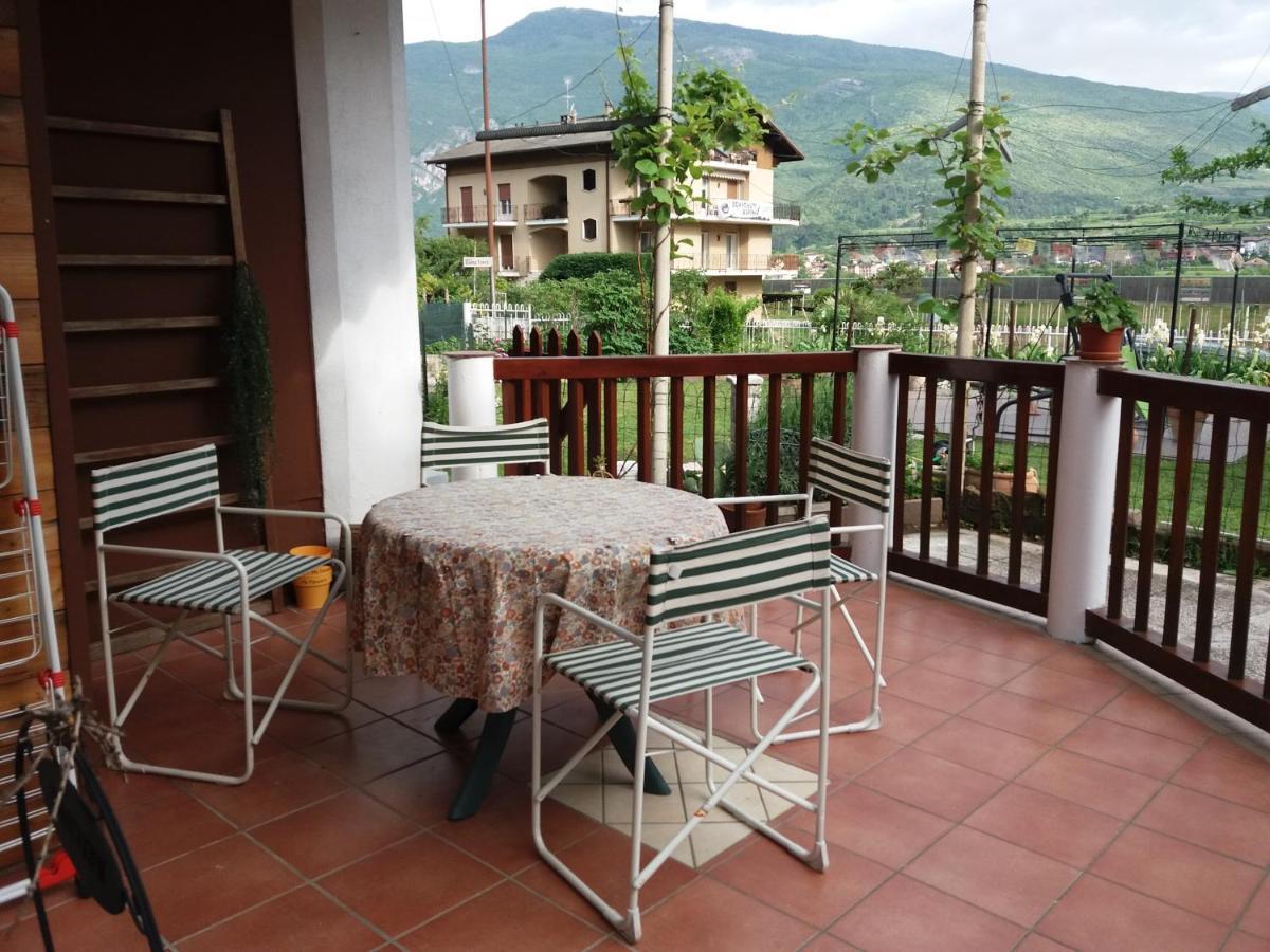 Grazioso Appartamento Tra Cultura, Lago E Montagna Pomarolo Exterior photo
